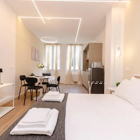 Vivimihome - Le Gemme Di Desenzano Apartament Mediolan