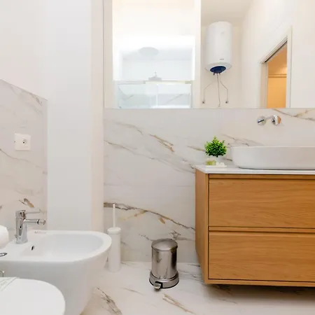 아파트 Vivimihome - Le Gemme Di Desenzano *