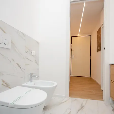 Vivimihome - Le Gemme Di Desenzano 아파트 밀라노